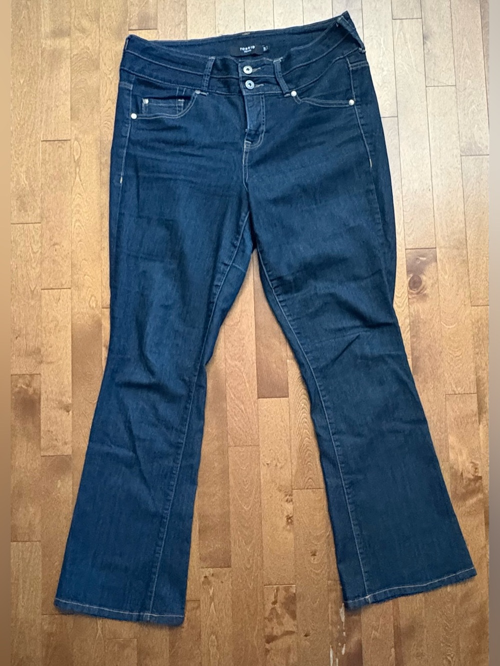 Torrid Dark Wash Double-Button Flare Bootcut Jeans – Size 14 Regular